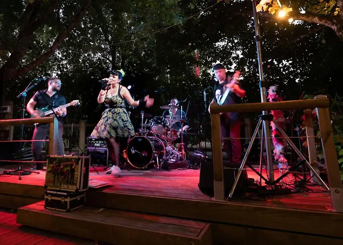 Glamping Germain Luxury tent